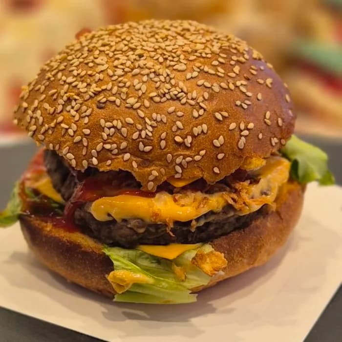 Burger classique maison — Chez Flo Paris 13e