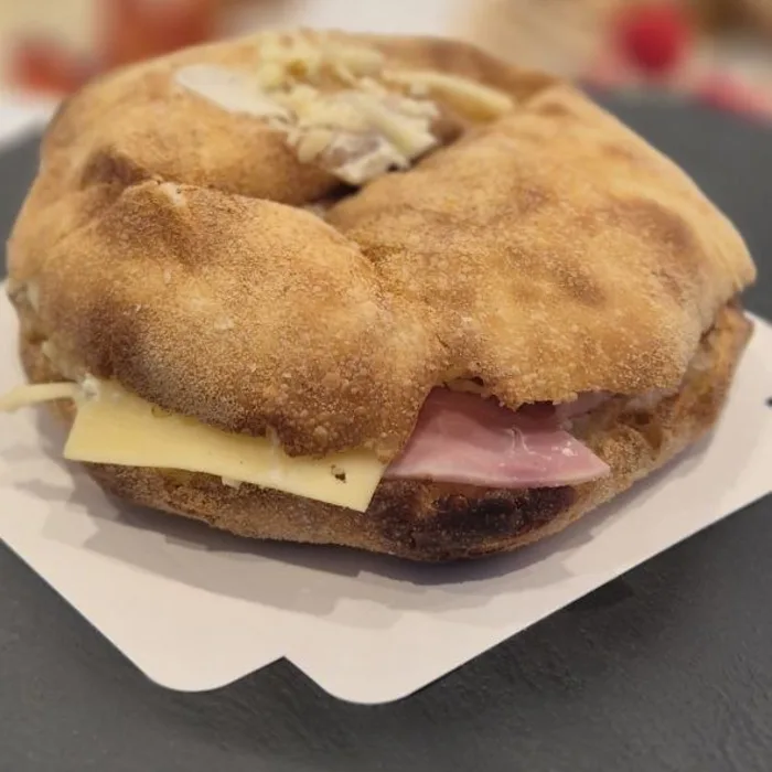 Croque-monsieur revisité — sandwicherie Chez Flo Paris 13e
