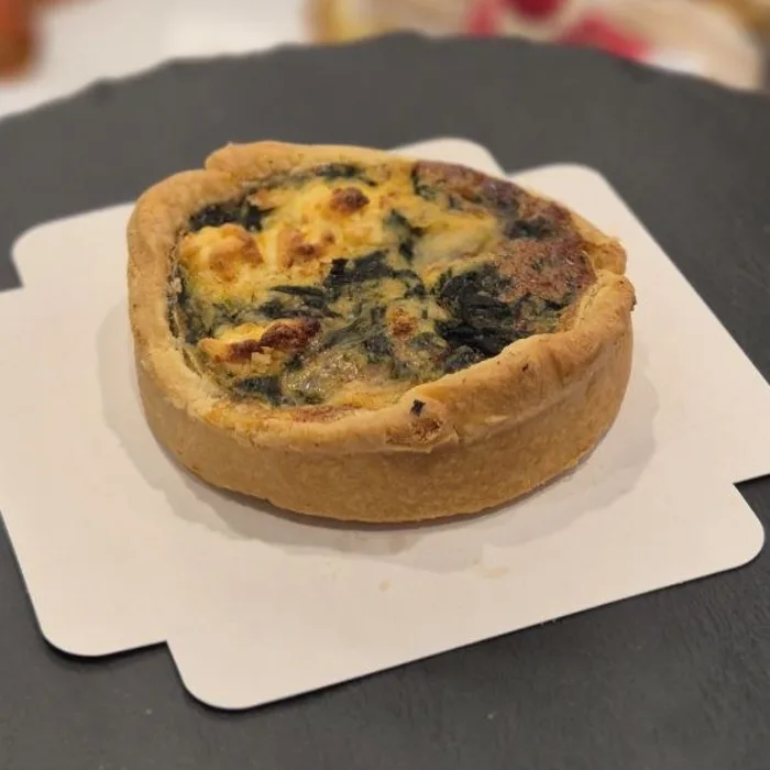 Quiche épinard chèvre — sandwicherie Chez Flo Paris 13e